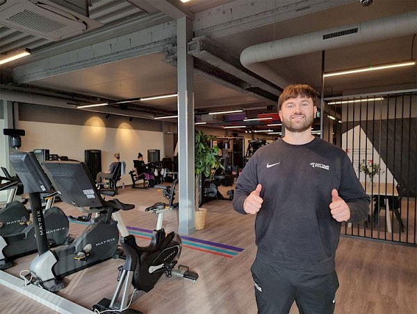 Politieke verbazing over ontbrekende begeleiding vluchtelingen bij fitnessclub Anytime
