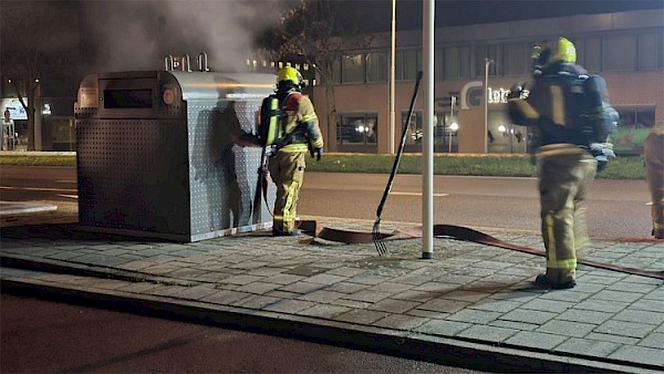 Meldkamer overbelast tijdens jaarwisseling: 120 brandweerincidenten en NL-Alert verstuurd