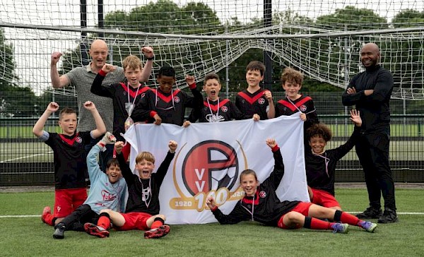 Papendrecht JO11-1 bekroont laatste periode met overtuigend kampioenschap