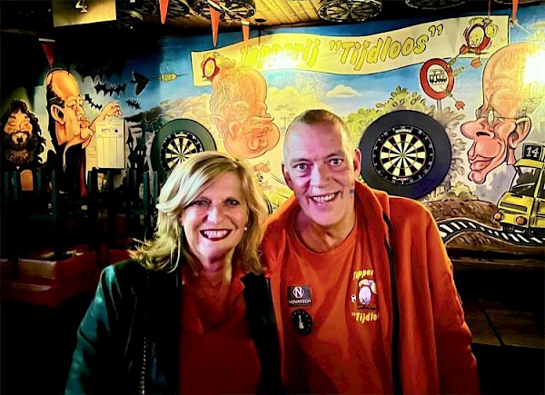 Tijdloos kleurt oranje bij WK-aftrap met 250 bezoekers