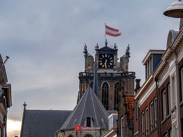 Grote Kerk Dordrecht vanaf woensdag gratis open om mensen verkoeling te bieden