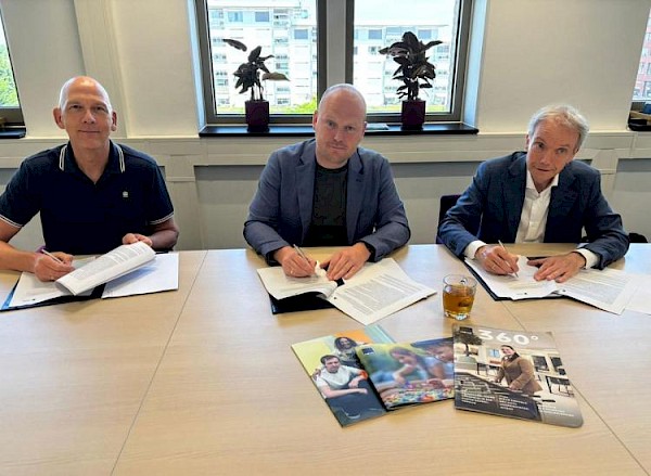 Ondertekening overeenkomst risicodragend projectmanagement nieuwbouw VO-scholen
