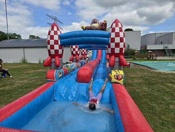 Game On zorgt voor zomers plezier met sport, water en verkoeling