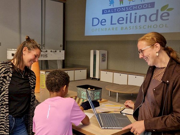 DKC De Leilinde viert Week van de Kindprofessional als één team
