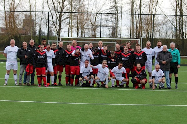 VV Papendrecht-Wereldelftal gaat voor winst tegen G1 in Nieuwjaarswedstrijd