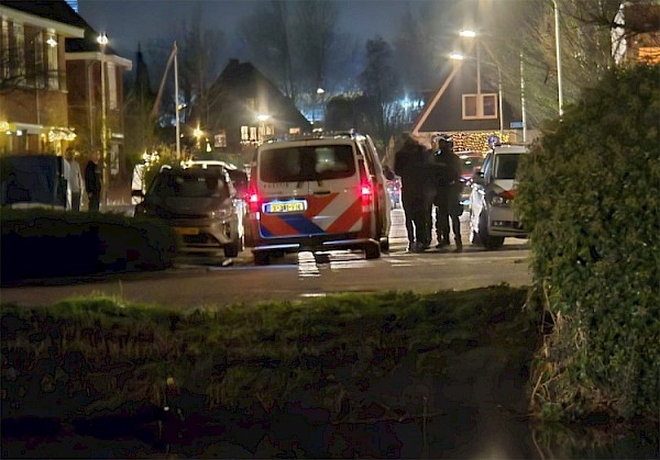 Team Parate Eenheid haalt onbegrepen man uit woning Zaling