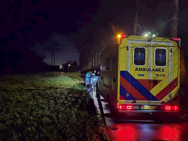 Scooterrijder komt lelijk ten val op Molenpad