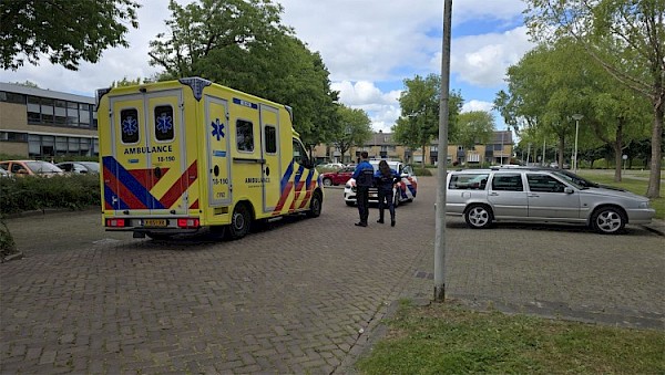 Laveloze man aangetroffen bij parkeerplaats Van der Pamstraat