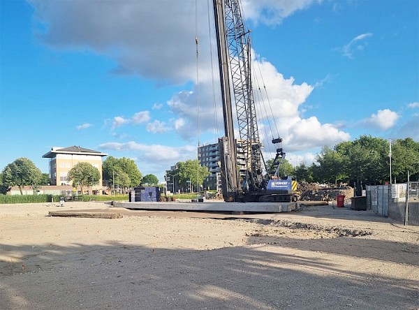 Eerste paal appartementencomplex Poldermolen 'in stilte' geslagen